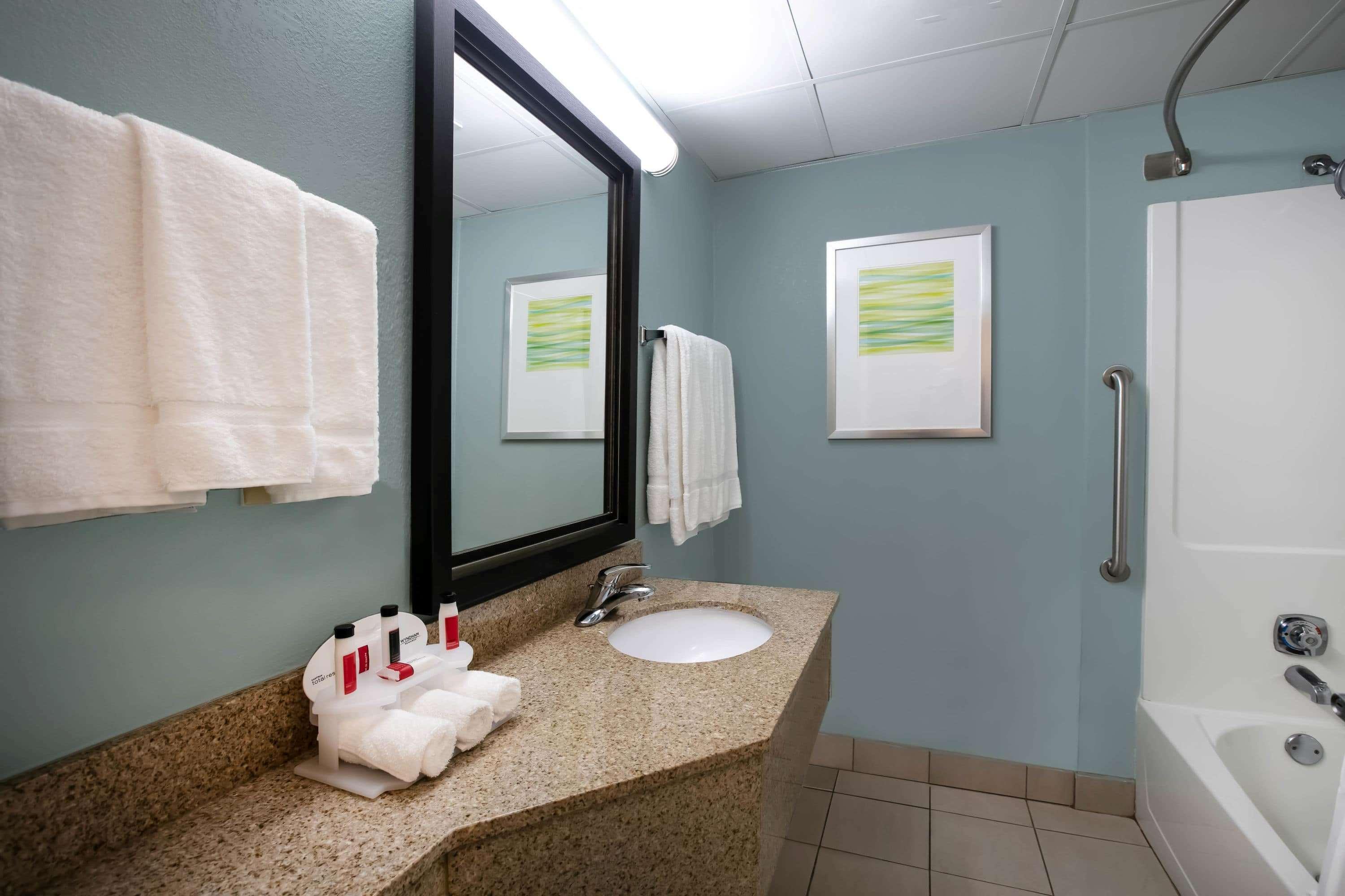 Baymont Inn & Suites Braselton Εξωτερικό φωτογραφία