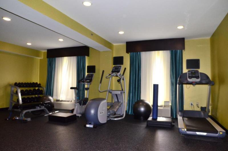Baymont Inn & Suites Braselton Εξωτερικό φωτογραφία