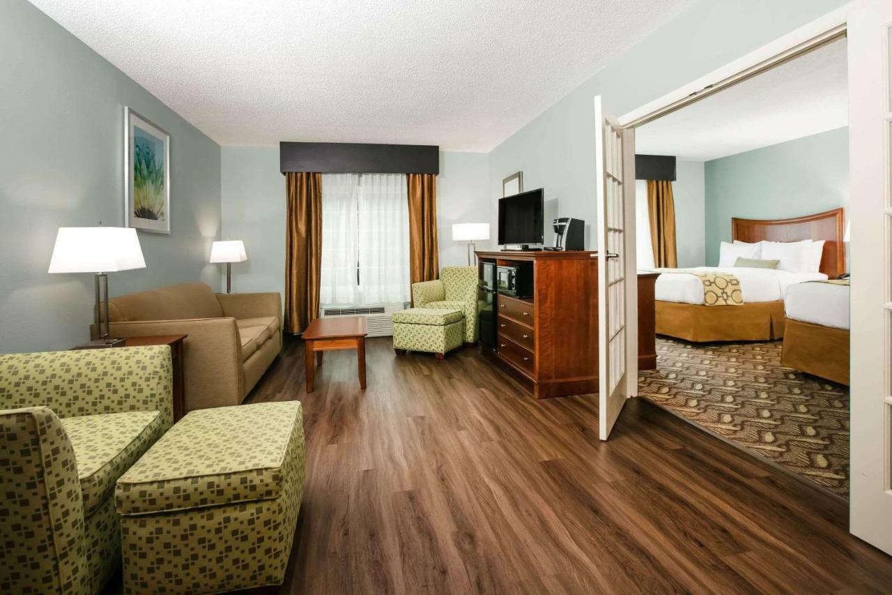 Baymont Inn & Suites Braselton Εξωτερικό φωτογραφία